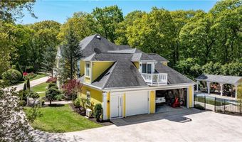 15 Justin Rd, East Greenwich, RI 02818
