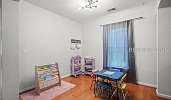 8 Waccamaw Way, Beaufort, SC 29906