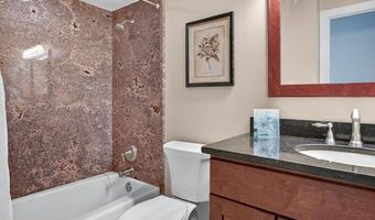 1351 Rusticview Dr, Ballwin, MO 63011