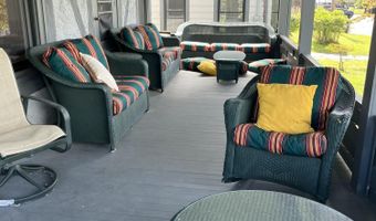 404 Lake Dr, Allenhurst, NJ 07711