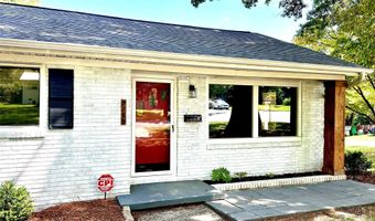 2255 Falmouth Rd, Charlotte, NC 28205