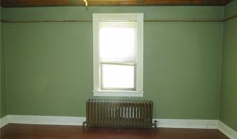 20 Beech St, Ambridge, PA 15003