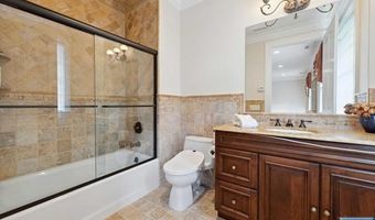 31 Marie Major Dr, Alpine, NJ 07620