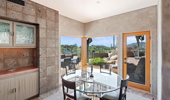 8320 E Concho Ln, Carefree, AZ 85377