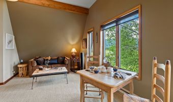 1160 Swan Horseshoe Dr, Bigfork, MT 59911