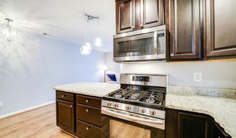 706 W GLEBE Rd, Alexandria, VA 22305