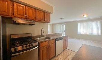 23 Wimbledon Dr 9, Alloway, NJ 07462