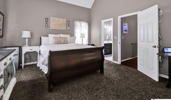 121 STERLING GATE Dr, Alabaster, AL 35007