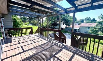 5165 Dundas Dr, Delhi, OH 45238