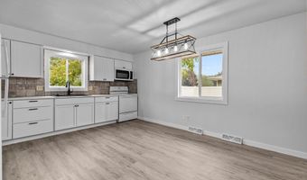 1609 THELEN Ave, Kaukauna, WI 54130