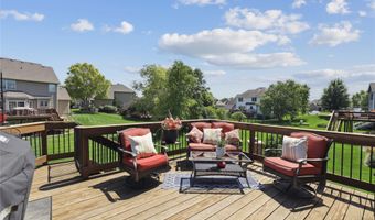 211 SW Stonegate Dr, Ankeny, IA 50023