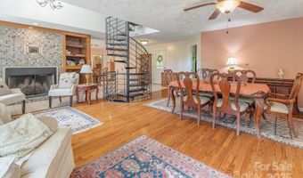 14 Shelton Branch Rd, Barnardsville, NC 28709