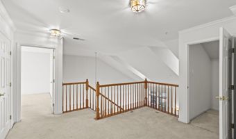 2004 GOLDEN MORNING Dr 30, Bowie, MD 20721