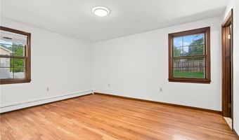 31 Monica Dr, Cumberland, RI 02864