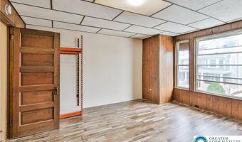 128 S West St, Allentown, PA 18102
