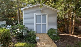 201 Hoop Pole Creek Dr, Atlantic Beach, NC 28512
