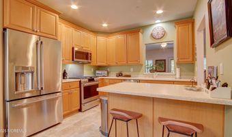 56 W Aspen Way, Aberdeen, NJ 07747