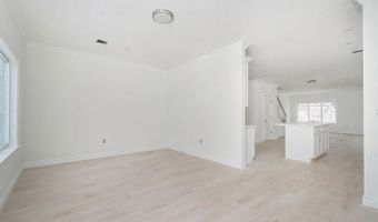 378 Atlantic Ave, Staten Island, NY 10305