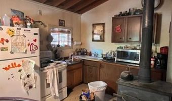 19 Hickok Rd, Alturas, CA 96101