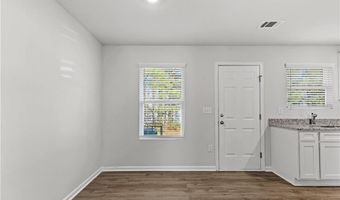 7238 Crestside Dr, Austell, GA 30168