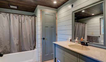 25611 Indian Lake Rd, Birdseye, IN 47513