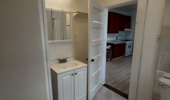 26 Stoehrs Pl, Bridgeport, CT 06606