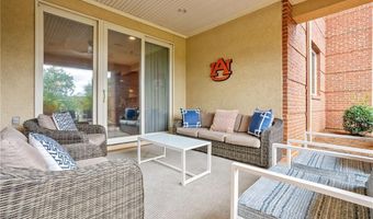 696 W MAGNOLIA Ave, Auburn, AL 36830