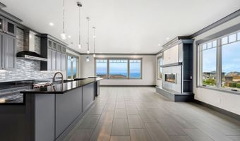 2485 BEACH LOOP Dr, Bandon, OR 97411