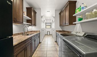 584 Arbor Vw, Adkins, TX 78101