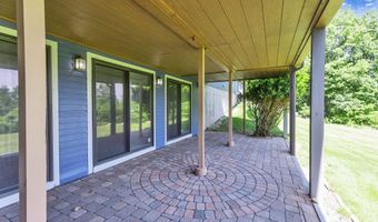8 Longview Dr, Bow, NH 03304