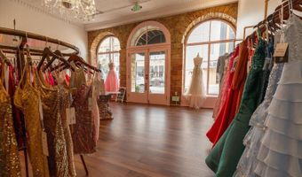 130 W Main, Batesville, AR 72501