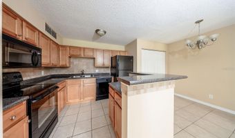 420 FORESTWAY Cir 206, Altamonte Springs, FL 32701