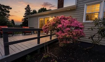 3 Pinetop Rd, Barrington, RI 02806