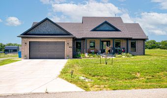 127 Hidden Valley Dr, Bardstown, KY 40004