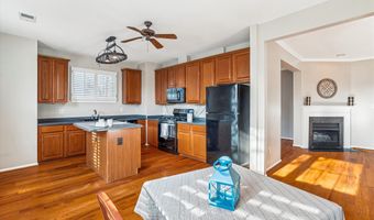 15610 EVERGLADE Ln E202, Bowie, MD 20716