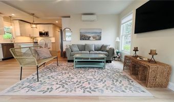 115 Wellington Ave 1, Newport, RI 02840