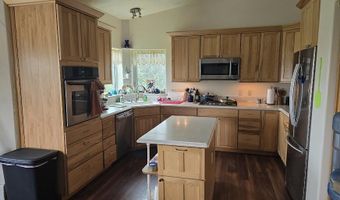 193 Blackberry St, Bethel, AK 99559