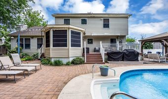 382 Wheaton Ave, Bayville, NJ 08721
