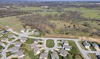 16657 Sandstone Cir, Basehor, KS 66007