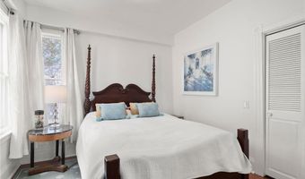 34 Bull St, Newport, RI 02840