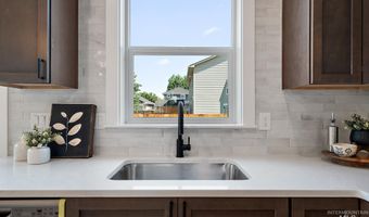 3821 N Jackie Ln, Boise, ID 83704