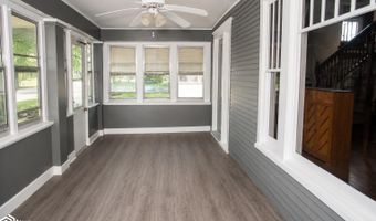 219 A Ave W, Albia, IA 52531