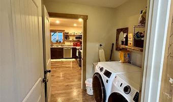 2303 Lane 40, Basin, WY 82410