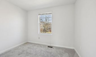 43494 POSTRAIL Sq, Ashburn, VA 20147