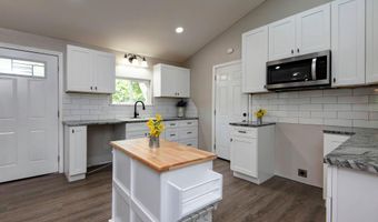 5103 Private Rd 1194, Aurora, MO 65605
