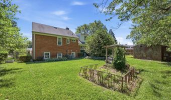 4908 ERIE St, Annandale, VA 22003