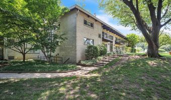 4939 AMERICANA Dr 106, Annandale, VA 22003
