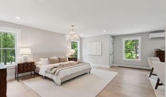 52 Jasper Ln, Arundel, ME 04046