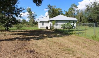 1720 Arizona St, Alford, FL 32420