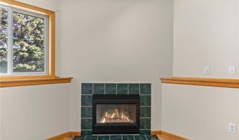 2756 Cutters Grove Cir, Anoka, MN 55303